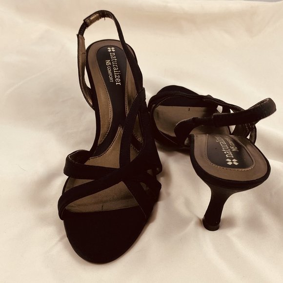 Naturalizer N5 Comfort Strappy Heel - Picture 2 of 3